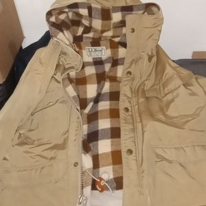 L l bean parka jacket